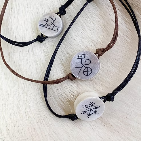 Bracelet with Sámi symbol