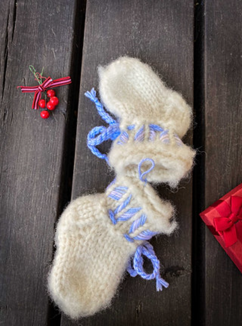 Lovikka socks for babies