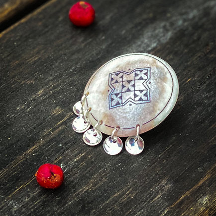 Ello Brooch