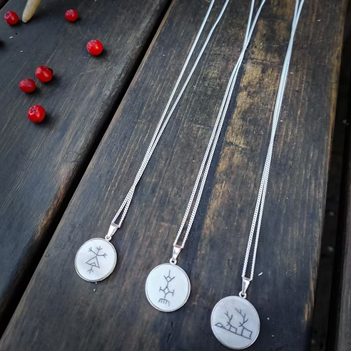 Hillá Pendant