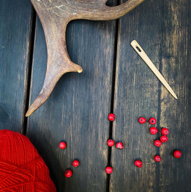 Wooden Mitten needle