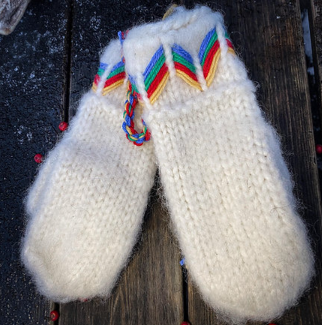 Lovikka mittens