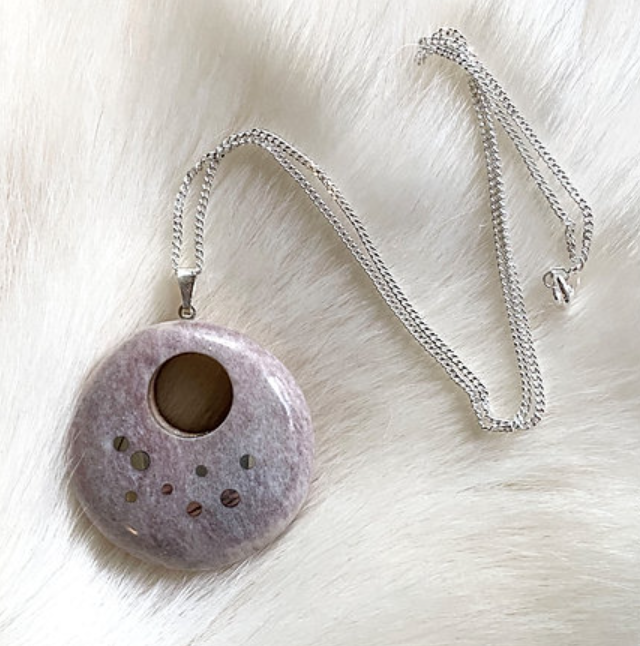 Eva Pendant