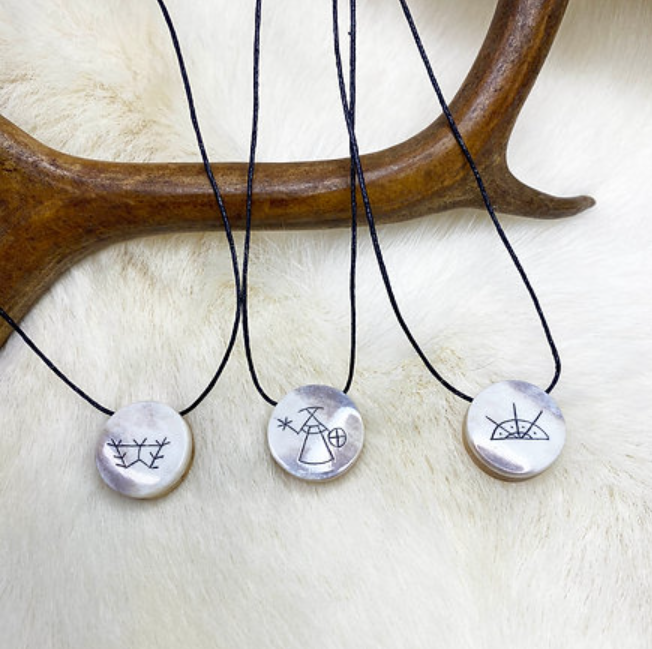 Pendant "Máijá"